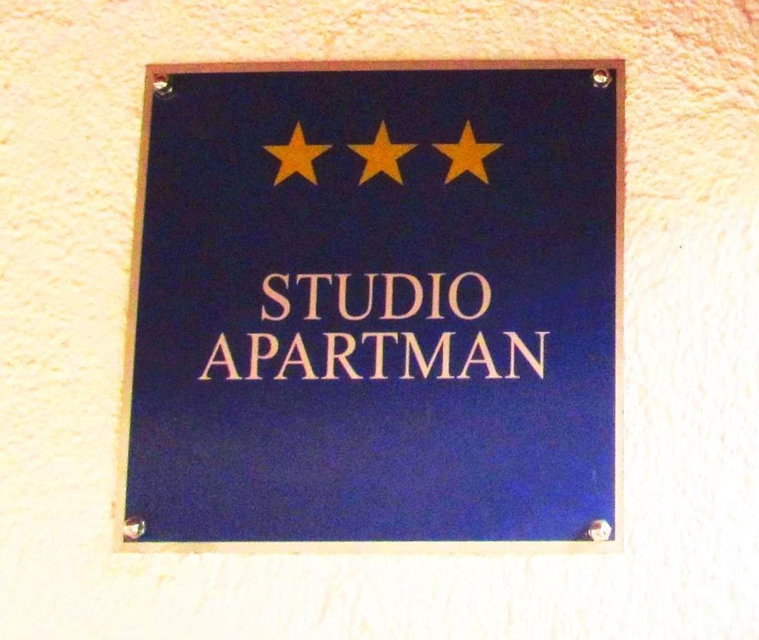 Center Studio Apartment PUY Exterior foto
